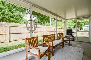 2445 88th Ct, Vero Beach, FL 32966 - Photo 4