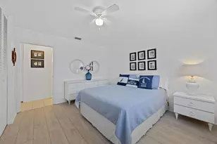 2735 Dudley Dr E, West Palm Beach, FL 33415 - Photo 10