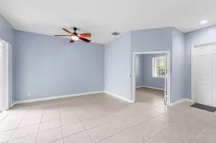 615 NE Canoe Park Cir, Port Saint Lucie, FL 34983 - Photo 4
