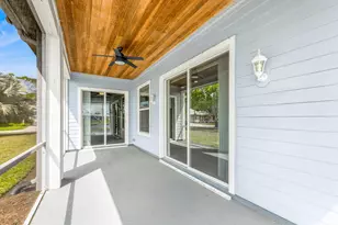 615 NE Canoe Park Cir, Port Saint Lucie, FL 34983 - Photo 24