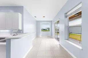 615 NE Canoe Park Cir, Port Saint Lucie, FL 34983 - Photo 4