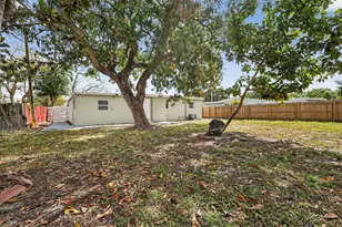 3600 SW 46th Ave, West Park, FL 33023 - Photo 22