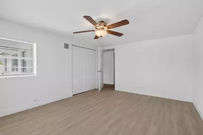 3600 SW 46th Avenue, West Park, FL 33023 - Photo 10