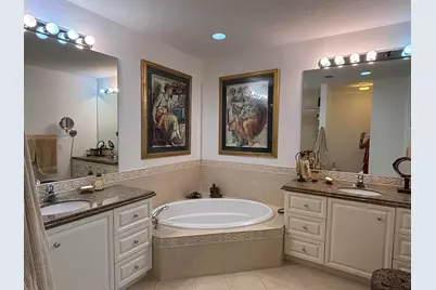 24 Harbour Isle Drive W #305, Fort Pierce, FL 34949 - Photo 18