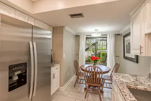 13329 Polo Club Rd, Wellington, FL 33414 - Photo 12