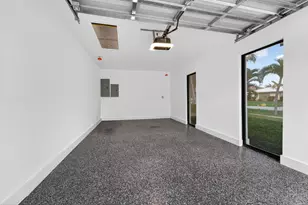 1382 N Mangonia Dr, West Palm Beach, FL 33401 - Photo 28