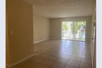 409 Executive Center Drive #211, West Palm Beach, FL 33401 - Photo 10