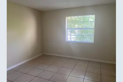 409 Executive Center Drive #211, West Palm Beach, FL 33401 - Photo 14