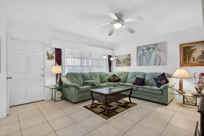 100 SE 6th Avenue #303, Pompano Beach, FL 33060 - Photo 10