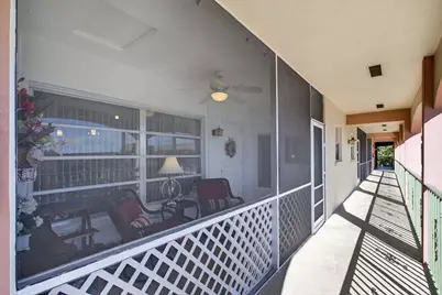 100 SE 6th Avenue #303, Pompano Beach, FL 33060 - Photo 8