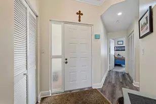 108 Half Moon Cir, Hypoluxo, FL 33462 - Photo 18