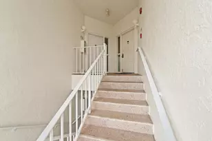 108 Half Moon Cir, Hypoluxo, FL 33462 - Photo 20