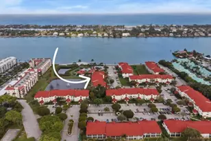 108 Half Moon Cir, Hypoluxo, FL 33462 - Photo 24
