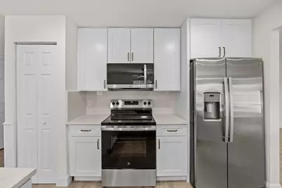 218 Las Palmas Street, Royal Palm Beach, FL 33411 - Photo 18