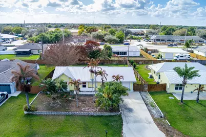 798 SW Carmelite Street, Port Saint Lucie, FL 34983 - Photo 14