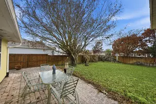 798 SW Carmelite St, Port Saint Lucie, FL 34983 - Photo 20