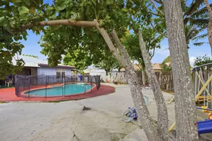 1301 SW 75th Ave, North Lauderdale, FL 33068 - Photo 30