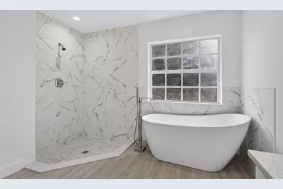 129 Bilbao Street, Royal Palm Beach, FL 33411 - Photo 16