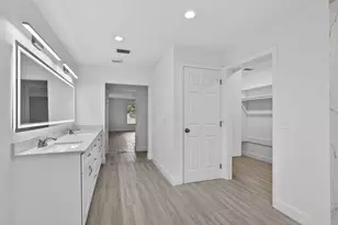 129 Bilbao St, Royal Palm Beach, FL 33411 - Photo 18