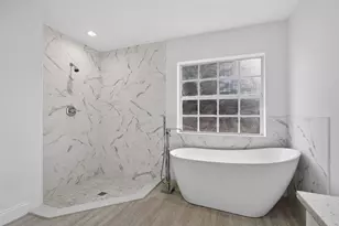 129 Bilbao St, Royal Palm Beach, FL 33411 - Photo 22
