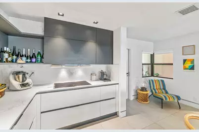 1037 Boca Cove Lane, Highland Beach, FL 33487 - Photo 6