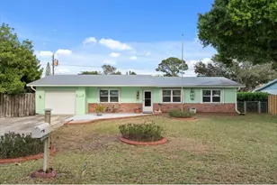 1341 SE Seashell Ln, Stuart, FL 34996 - Photo 1