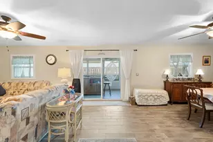 1341 SE Seashell Ln, Stuart, FL 34996 - Photo 10