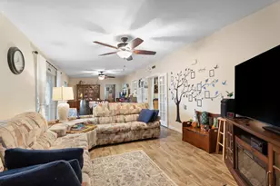 1341 SE Seashell Ln, Stuart, FL 34996 - Photo 6