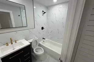 18081 SE Country Club Dr, Jupiter, FL 33469 - Photo 12