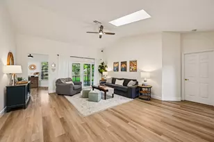 18295 Lake Bend Dr, Jupiter, FL 33458 - Photo 12