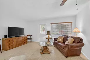 342 Pine Ridge Cir, Greenacres, FL 33463 - Photo 8