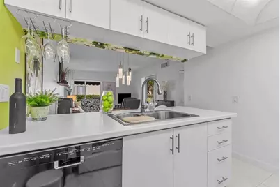 154 Waterside Drive #154, Hypoluxo, FL 33462 - Photo 8