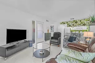 154 Waterside Dr, Hypoluxo, FL 33462 - Photo 4