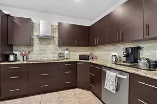 4151 Coral Tree Cir, Coconut Creek, FL 33073 - Photo 10