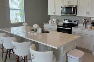 389 Salisbury Cir, Fort Pierce, FL 34982 - Photo 6