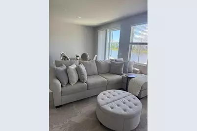 389 Salisbury Circle, Fort Pierce, FL 34982 - Photo 8