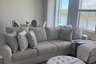 389 Salisbury Cir, Fort Pierce, FL 34982 - Photo 8