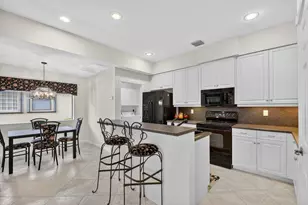 8046 Via Grande, Boynton Beach, FL 33437 - Photo 10