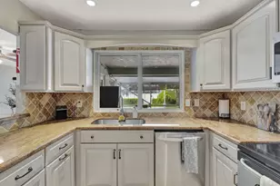 1104 Jackpine St, Wellington, FL 33414 - Photo 30