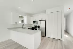 2653 Hiawatha Ave, West Palm Beach, FL 33409 - Photo 1