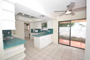 10 Evergreen Dr, Lake Park, FL 33403 - Photo 2