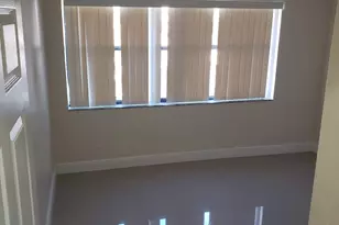 105 S Riverside Dr, Pompano Beach, FL 33062 - Photo 16