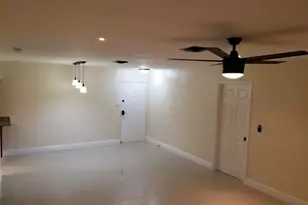 105 S Riverside Dr, Pompano Beach, FL 33062 - Photo 8