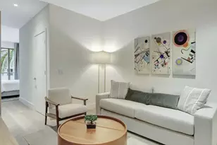 229 SW 9th St, Miami, FL 33130 - Photo 2