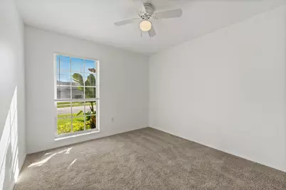 220 SW Lake Forest Way, Port Saint Lucie, FL 34986 - Photo 18