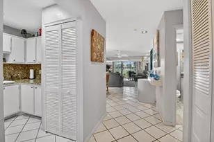 7 Southport Ln, Boynton Beach, FL 33436 - Photo 8