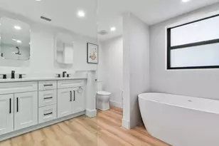 13268 Polo Club Rd, Wellington, FL 33414 - Photo 16