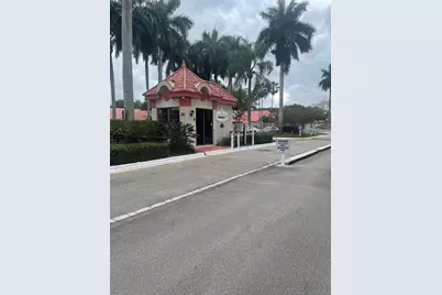 7884 Lexington Club Boulevard #B, Delray Beach, FL 33446 - Photo 26