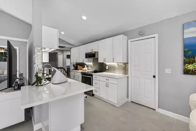7198 SE Quincy Terrace, Hobe Sound, FL 33455 - Photo 24