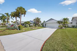 7198 SE Quincy Terrace, Hobe Sound, FL 33455 - Photo 4